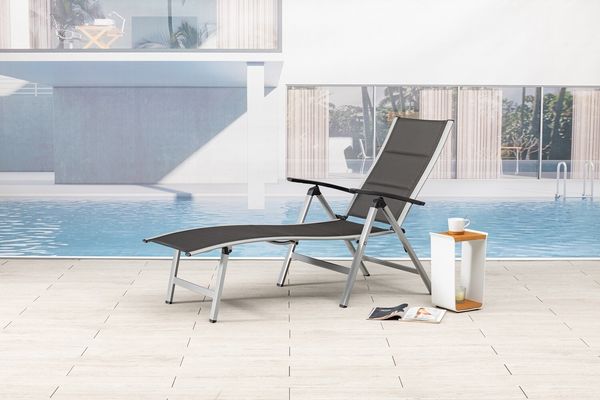 Mandalika Garden NOX Padded Alu-Sonnenliege Klappliege in silber / mixed-taupe