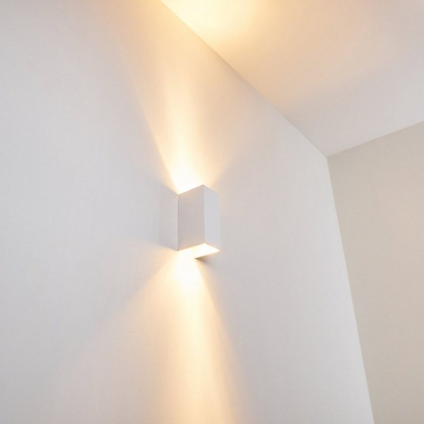 hofstein Wandleuchte »Bisenti« Wandlampe aus Keramik in Weiß, ohne Leuchtmittel, Up & Down, 2xGU10, Innen mit handelsüblichen Farben bemalbar Bild 2