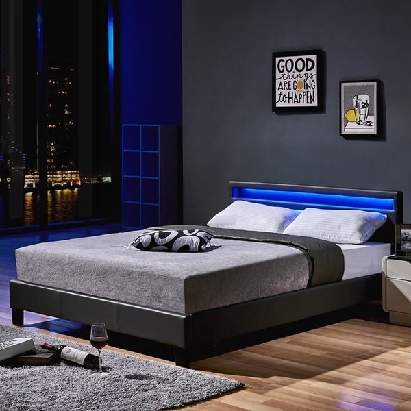HOME DELUXE Bett ASTRO - 90/140 (inklusive Matratze & Lattenrost), großes gepolstertes Kopfteil, LED Bett, Jugendbett