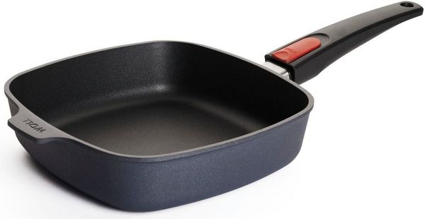 Woll 'Diamond Lite' Gusspfanne, Schwarz, 22x22 cm, Induktionsgeeignet