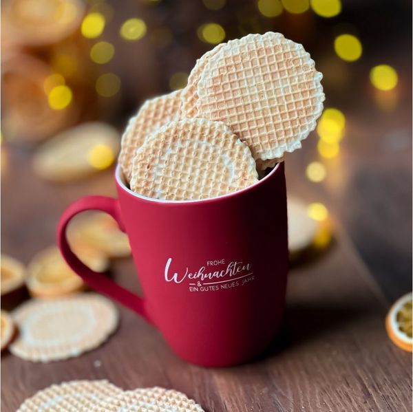 Spruchreif® Tasse SOFT-TOUCH-Tasse mit Gravur, Geschenk Weihnachten, Wichtelgeschenk