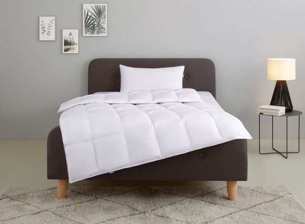 OTTO home Federbettdecke + Kopfkissen Irah Bettdecke 135x200 cm, 155x220 cm, Bezug: 100% Baumwolle, Set mit Kissen 80x80 cm, Sommer, Winter, Made in Germany