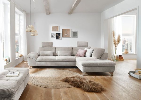 Die PlanBar Ecksofa MP-IN14007 L-Form, wahlweise mit Bettfunktion und verstellbaren Kopfstützen, in Cord