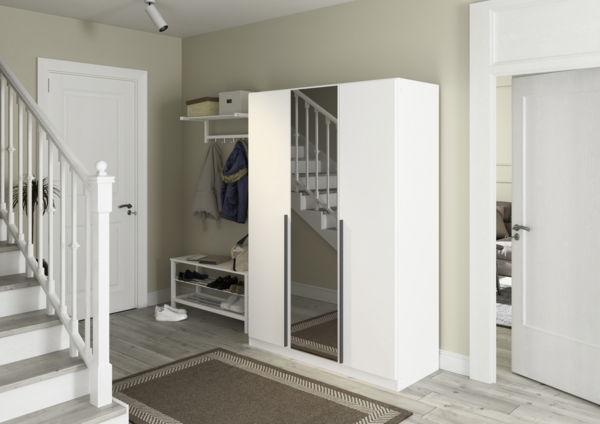 rauch Kleiderschrank Alba, Drehtürenschrank, Garderobenschrank, 3-türig, mit Spiegel, mit 2 Kleiderstangen, 2 Einlegeböden und Schubladeneinsatz, Farbe Weiß, Griffstange Grau metallic, Schwarz, 136x197x54cm