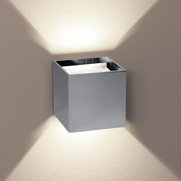 s.luce Ixa LED Wandlampe verstellbare Winkel Innen & Außen IP44 Chrom