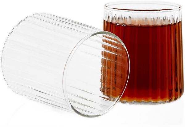Alin Wassergläser Set 6 Stück, 330 ml - Strukturierte Gläser mit Linien-Relief