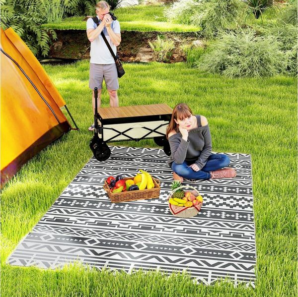 Outsunny Outdoorteppich robust, wetterfest, mit Boho-Style, Rechteckig, Höhe: 1 mm, für Wohnzimmer Balkon Garten Terrasse Bad Flur, 182 x 274 cm