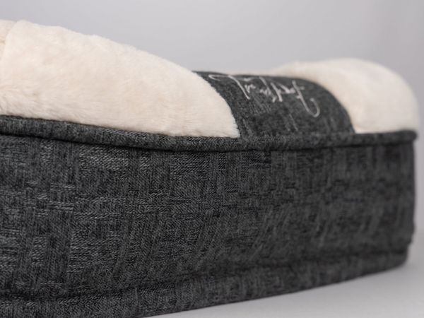 TrendPet Tierbett Hundebett "LunaLounge" Beige, 100% Polyester, in 3 Größen erhältlich