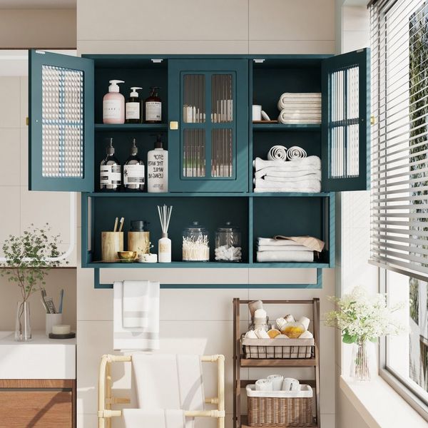STILVORA Hängeschrank bad Wandschrank hängend Mehrzweckschrank mit Handtuchhalter Dunkelgrün (3-türiger Wandschrank mit Glastüren & Handtuchhalter, modernes Hängevitrine-Design aus MDF)