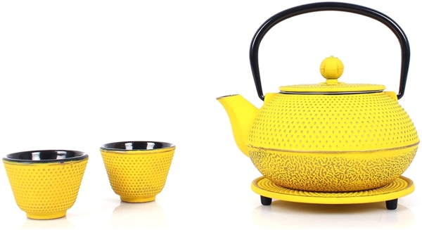 Echtwerk Teeservice Gusseisen Teekanne 1,1 L Teebereiter inkl. Untersetzer 2 Teetassen Teekannen-Set Vintage-Design Gelb