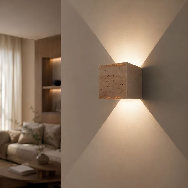 s.luce Travea LED Wandleuchte aus Travertin-Stein Travertin