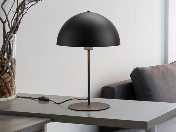 Große LED Tischleuchte aus Metall Schwarz, Lampenschirm innen Gold, Höhe 45cm