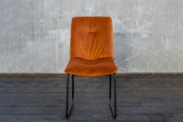 KAWOLA Set 2x Stuhl ZITA Esszimmerstuhl Velvet orange 91 x 65 x 47 cm