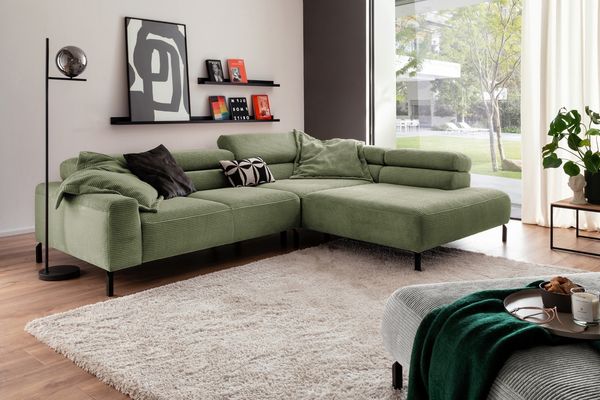 KAWOLA Sofa DELIA Ecksofa Cord olivgrün mit motorischem Sitzvorzug Recamiere rechts 74 x 219 x 276 cm