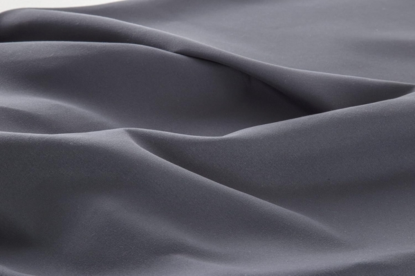 Spannbettlaken aus gebürsteter Mikrofaser, extra weich, für Betten 150x190/200 cm, Dunkelgrau Bild 4