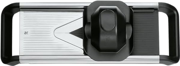WMF Top Tools Gemüsehobel 37 x 12,5 cm, Cromargan Edelstahl, Hobeleinsatz, Fingerschutz, Aufbewahrungsbox für Hobeleinsätze