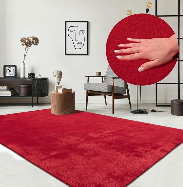 the carpet Relax kuscheliger Kurzflor Teppich, Anti-Rutsch Unterseite, Waschbar bis 30 Grad, Super Soft, Felloptik, Rot, 160x220 cm