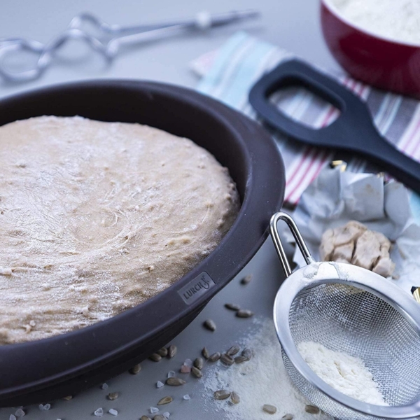 Lurch 85034 FlexiForm Oval / Brotbackform zum Backen unterschiedlichster Brotsorten aus 100% BPA-freiem Premium-Platin-Silikon 24x18 cm, braun Bild 4