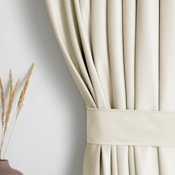 AmeliaHome Gardine Gardine Ösen Vorhang mit Raffhalter Samt Ösenvorhang Verdunkelnd (1 St), Ösen, Samt, inkl. Raffhalter Bild 10