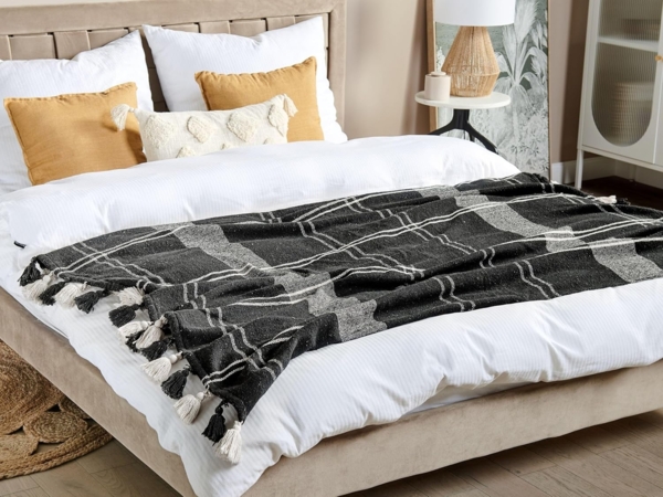Beliani 'Kulac' Kuscheldecke, Baumwollmischgewebe schwarz, 130 x 170 cm Bild 2