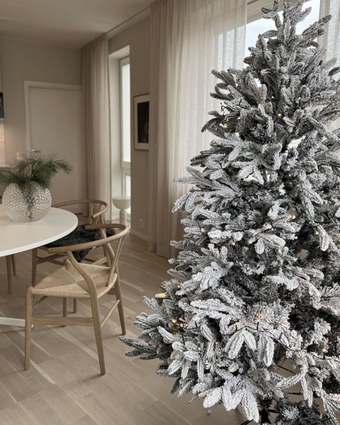 Weihnachtsbaum BASSIE 180 cm Weiß Bild 8