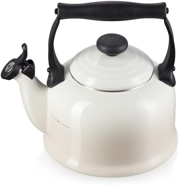 Le Creuset Wasserkessel Tradition Meringue - Creme/Beige