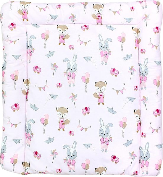TupTam Baby Wickeltischauflage mit Baumwollbezug Gemustert, Farbe: Fuchs / Kaninchen / Rosa, Größe: 75x85 cm