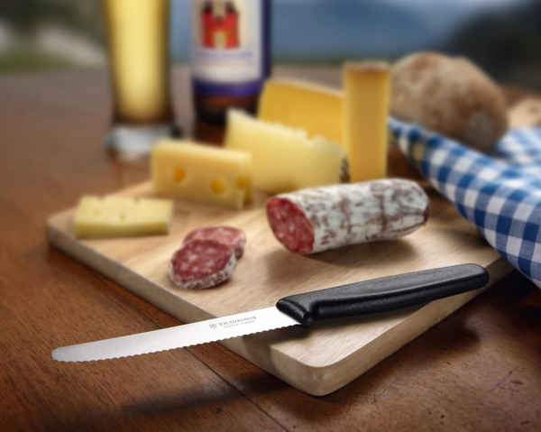 Victorinox | Tafelmesser mit Wellenschliff | Standard | scharfe Präzision | blauer Griff | 11 cm | ideal für Tomaten & Tischgebrauch Bild 2