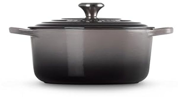 Le Creuset Signature Gusseisen-Bräter mit Deckel, Für alle Herdarten und Induktion geeignet, Rund, Flint, 26,0 cm, 5.3 Bild 4