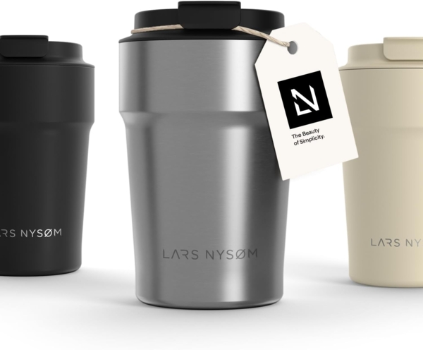 LARS NYSØM Thermobecher Bevægelse