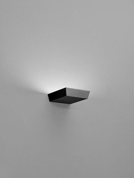 helestra COR Wandleuchte mattschwarz #18/2116.22