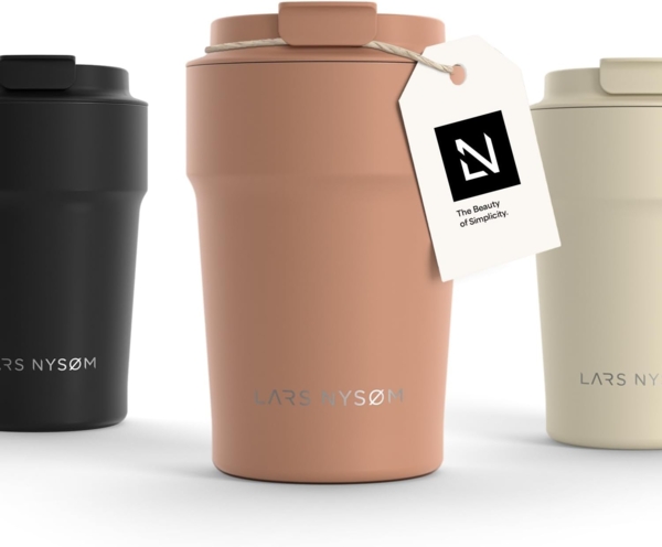 LARS NYSØM Thermobecher Bevægelse