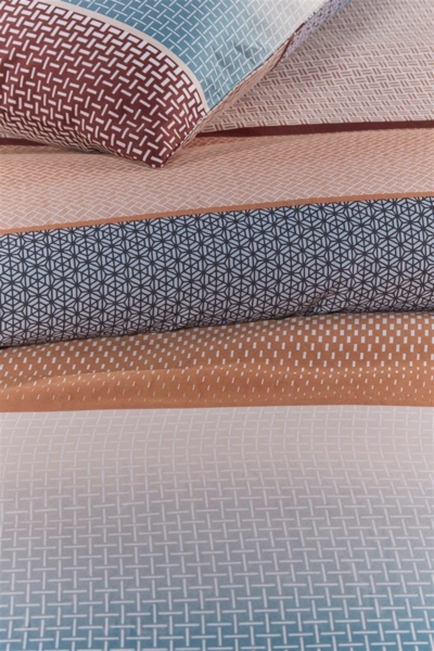 Beddinhouse Mako-Satin Bettwäsche O Tte Blue 135X200 135x200 cm + 1 x 80 x 80 cm 1 Bettbezug, 1 Kissenbezug Blau Bild 4