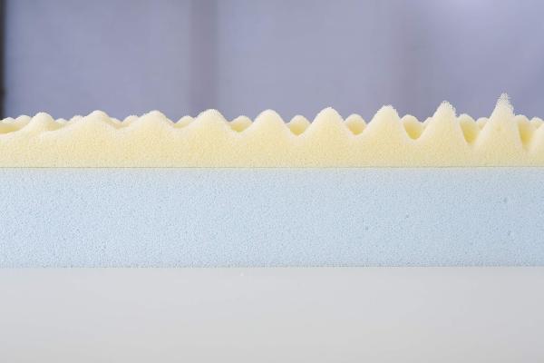 Träumeland 'Abendrot' Kaltschaummatratze Comfort 60x120 cm Bild 4