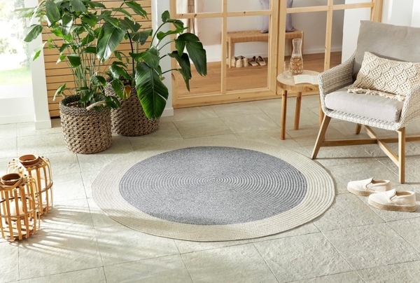 NORTHRUGS Trenzado In- & Outdoor Teppich Rund Wetterfest – Pflegeleicht Handmade-Look für Innen und Außen Gewebter Outdoorteppich Läufer für Balkon, Terrasse, Wohnzimmer, Garten – Grau Creme, ø 150