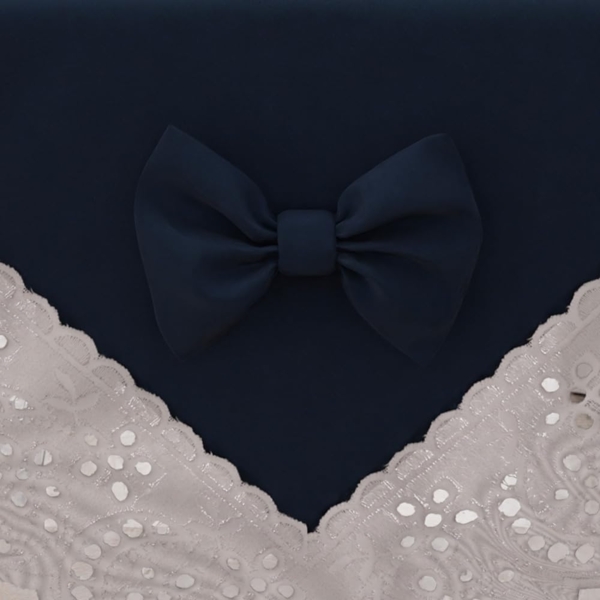 Petti Artigiani Italiani - Elegante Mitteldecke, Tischläufer für die Küche, einfarbig mit Rüschen aus Spitze mit Fransen und Schleifen, Mitteldecke aus Baumwolle, Mitteldecke 95x95 cm Bild 3