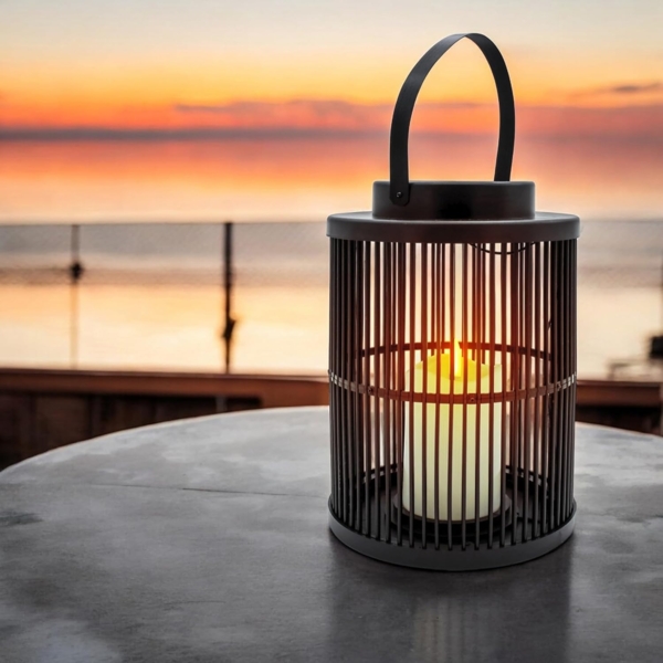 Spetebo LED Solarleuchte rund mit LED Kerze 23 x 18 cm, solarbetrieben, LED fest integriert, warm weiß, zum Aufhängen oder Hinstellen