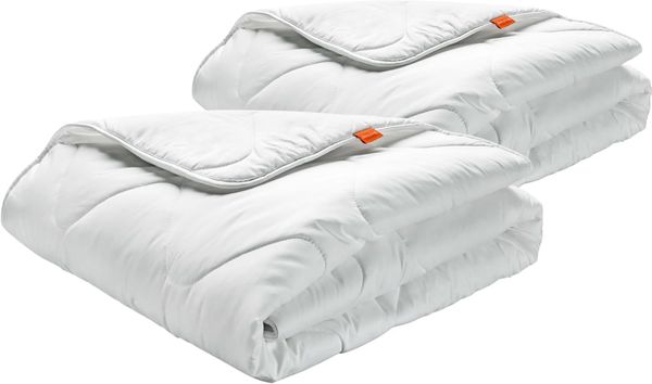 sleepling Winter Bettdecke 155x220 cm 2er Set, Winterdecke Warm, Made in EU, Ökotex 100, Waschbar 60 Grad, Winterbettdecke 155x220, 100% feine Mikrofaser, 2 Stück