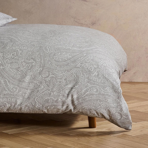 Fleuresse Lech Edelflanell Bettwäsche 135x200 Paisley grau silber 603868-27 Bild 4