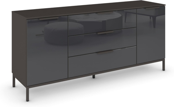 Rauch Möbel Flipp, Sideboard, TV-Schrank, Kommode mit Stauraum, mit Metallkufe Graphit, Graphit-Glasfront Basalt, Schwarz, 2-türig, Glastüren, 3 Schubladen, Griffe Graphit, 160 x 72 x 42 cm