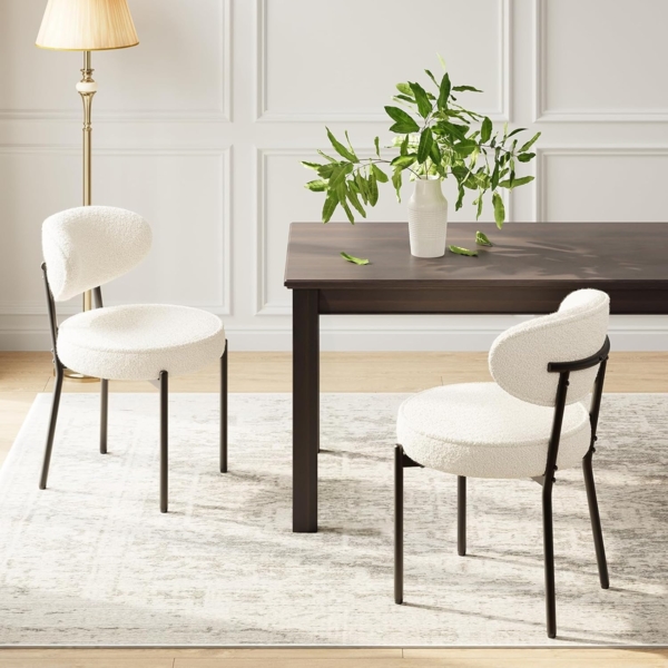 COLAMY Esszimmerstühle 6er Set mit 10 cm Sitzpolster – Moderne Polsterstühle aus kuscheligem Teddy-Stoff, mit robustem Metallgestell – Für Küche & Wohnbereich, Weiß Bild 4