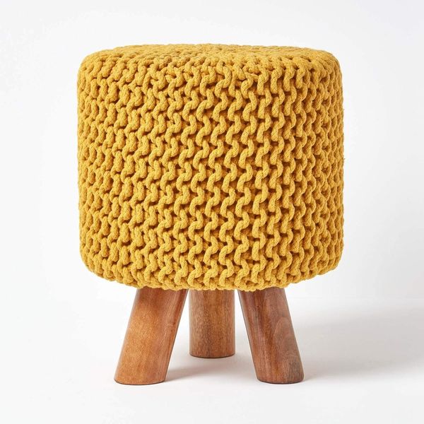 Homescapes Fußhocker Gestrickter Fußhocker, 42 cm hoch, Senf