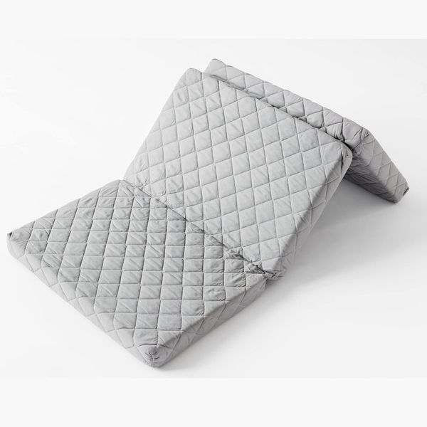 Klappmatratze Reisematratze in drei Größen 60x120 70x140 70x200 cm, grau 7 cm hoch, Faltbare Matratze Reisebett Gästebett Matratze Klappbar – für Baby Reisebett oder als Gästematratze 140x70 cm