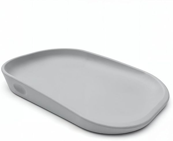 kindsgard Wickelauflage „Skifte“ – Weiche Wickelmatte aus PU mit erhöhtem Rand – Abwaschbar, Hygienisch, Schadstofffrei – 68,5x48 cm – Für Wickeltisch, Kommode, Waschmaschine oder Boden (Grau)