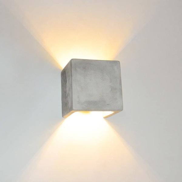 s.luce Plinth Wandleuchte aus Beton Grau Grau