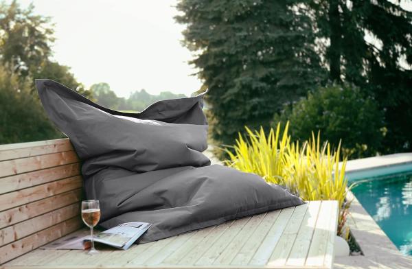 Kinzler S-10137/100 XXL Riesensitzsack, 140x180 cm, neue Styroporkügelchen, Sitzsack Outdoor Indoor, in vielen verschiedenen Farben, mit Innensack, anthrazit Bild 2