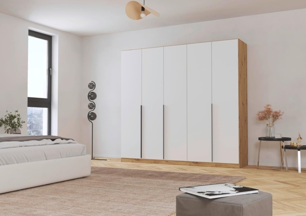 Rauch Möbel Alabama, Kleiderschrank, Garderobenschrank, 5-türig, Zubehör Classic, 3 Kleiderstangen, 6 Einlegeböden, Farbe Weiß/Eiche Artisan, Holz, Griff Grau metallic, 226 x 210 x 54 cm Bild 2