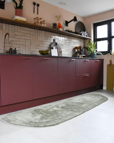 Teppich Viskose hellbeige 80 x 250 cm Kurzflor BERANI Bild 8