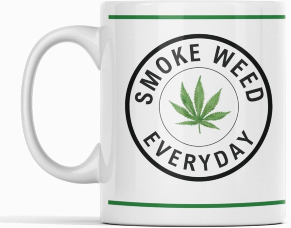 Close Up Tasse Smoke Weed Everyday Tasse