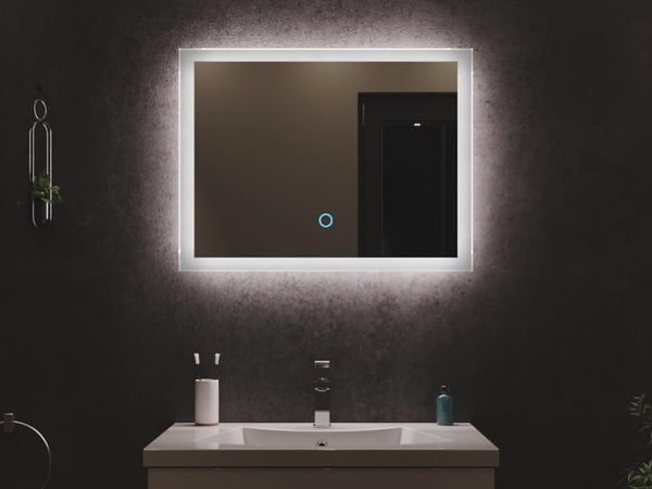 LED Spiegel 70x53 cm mit Touch Bedienung